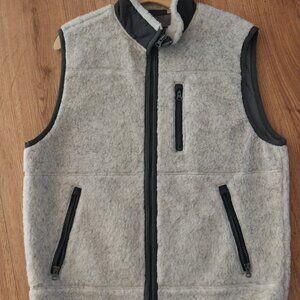 Shirpa vest, (AMERICAN EAGLE)